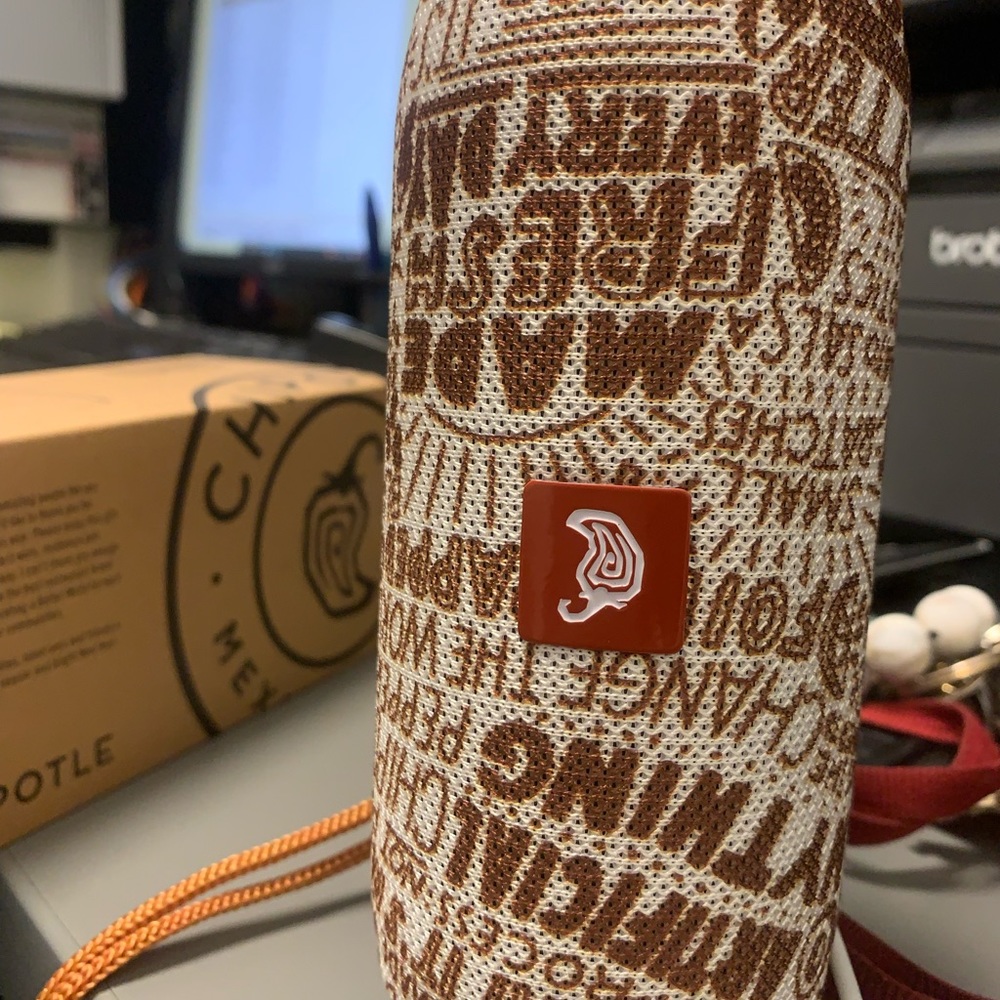 Chipotle Speaker - Picture 4 of 5